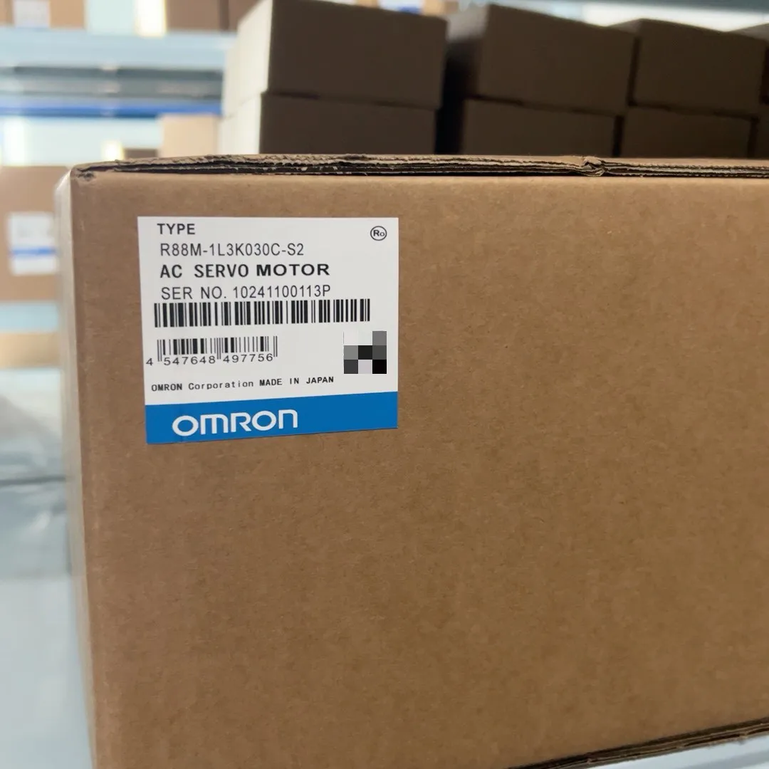 Omron R88M-1L3K030C-S2 servo motor, original genuine brand new