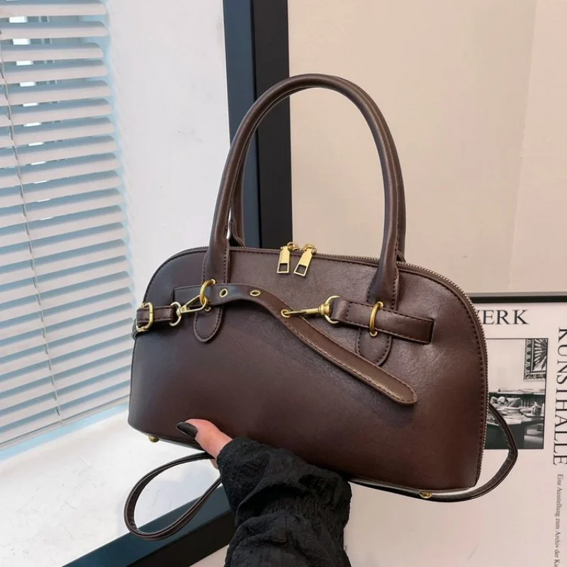 

Premium Women's Messenger Bag Made Of Microfiber Leather Boasting Krakow High-End Commuter Lightweight Soft Look​