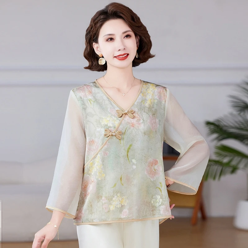 

Новая китайская шелковая женская блузка в национальном стиле для женщин среднего и старшего возраста, модная, весенне-летняя.