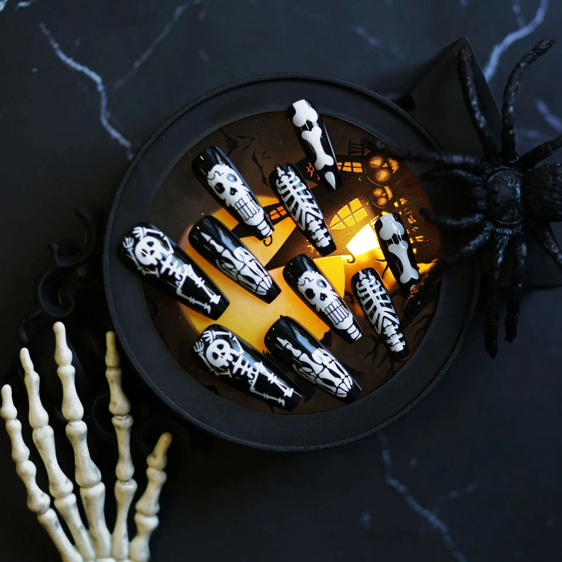 24pcs White Skull Press on Nails Black Long Ballet Halloween Fake Nail Patch Full Cover Wearable Ghost Skull False Nail Tips