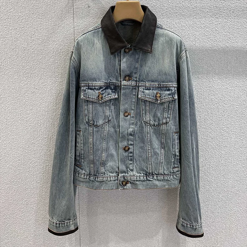 

Высококачественная новая женская кожаная сумка с замшевыми краями и старой джинсовой курткой с заплатками, популярное пальто 25100409