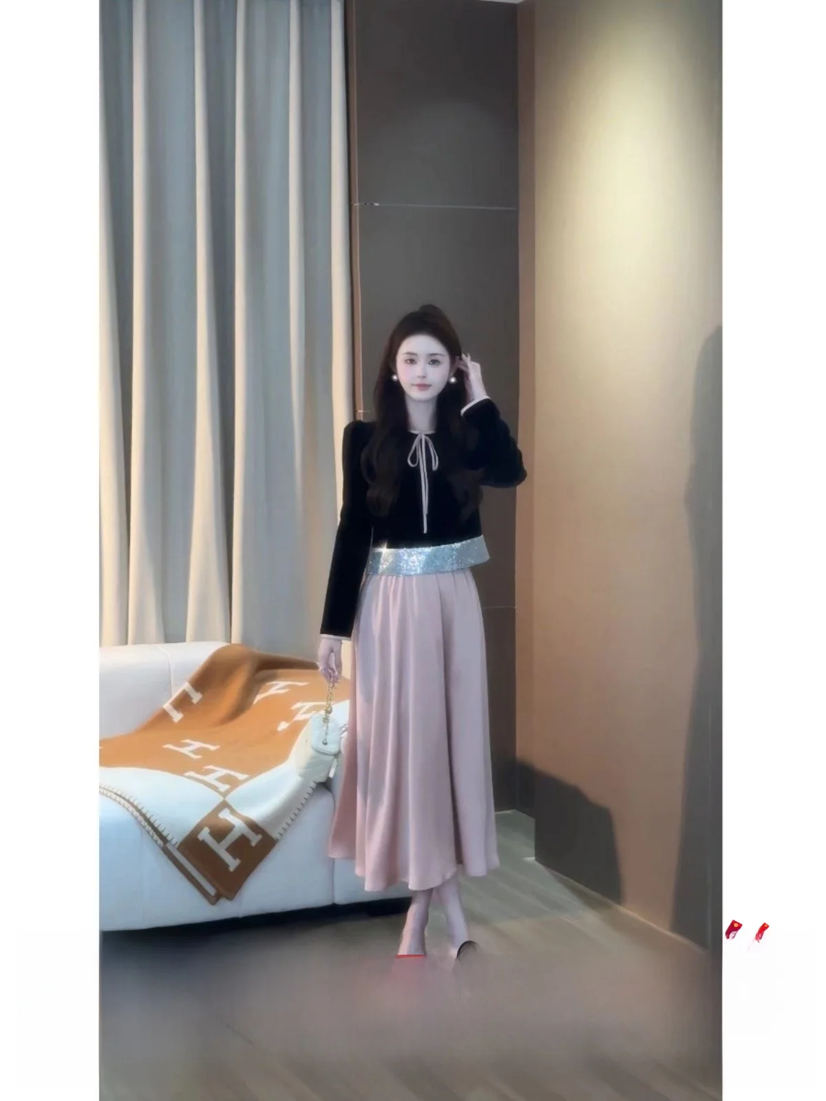 

Spring 2026 New Retro Pink Bla Millionaire Feel Small Fraance Sle Top f Skirt Two Piece Set Women Faion Set