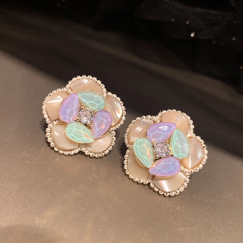 Vintage resin flower stud earrings Elegant Floral sweet pastel color Earrings Fashion Accessories for women