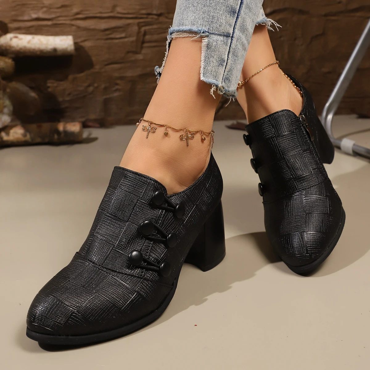 

Элегантные черные женские ботинки с плетеной текстурой, на массивном каблуке, с боковой молнией, модная обувь