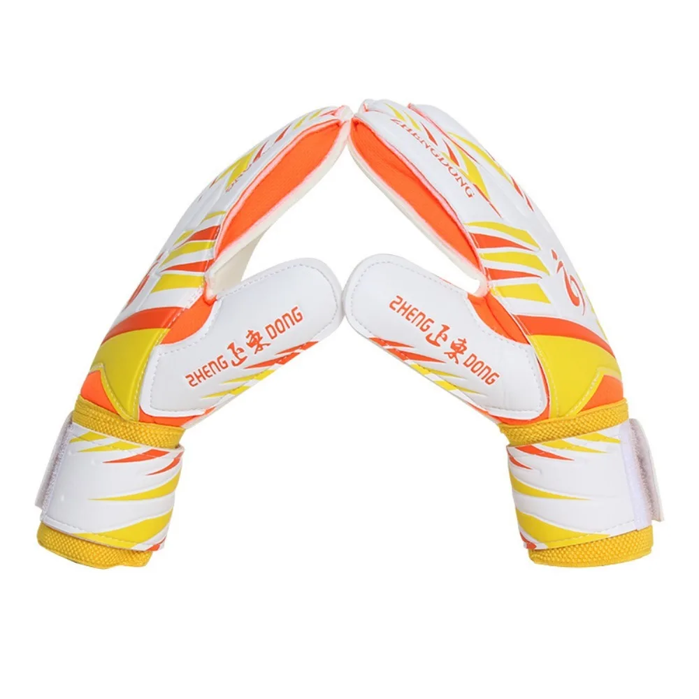 

1 Pair of Wear-resistant Football Gloves Anti-slip Excellent Goalkeeper Gloves Thick Latex Non-Slip Goalkeeper Training Gloves