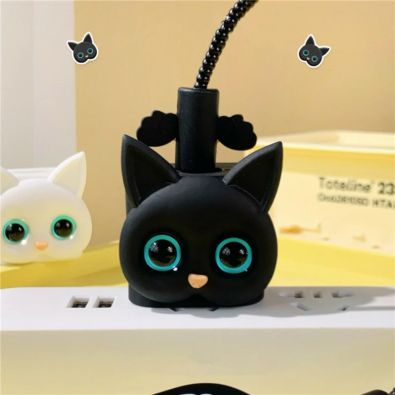 Cute Cartoon Cat Protector Organizer Data Line Management Charging Safe Winder For IPhone IPad 11 14 18W 20W Charger Protection