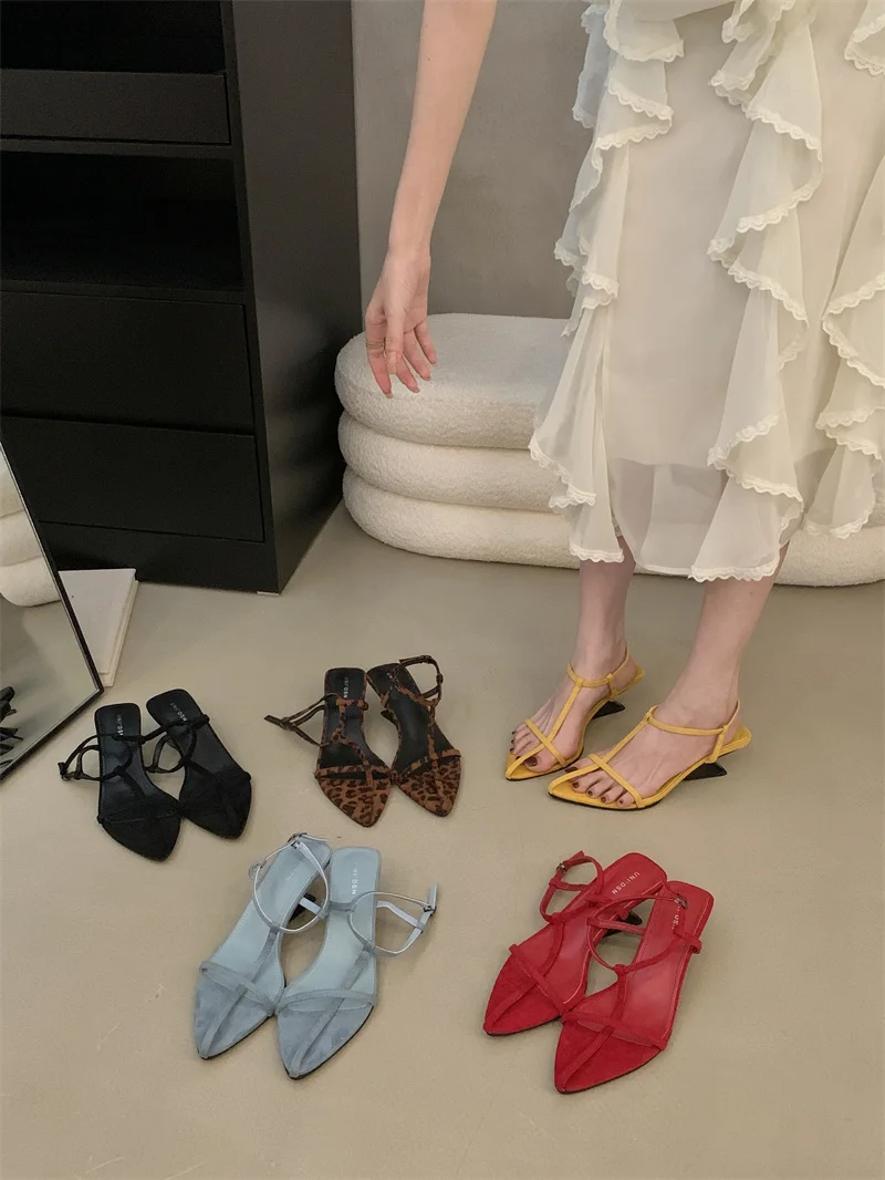

Sexy Pointed Toe Women Sandals Fashion Low Heel Dress Elegant Woman Shoes 2025 Summer Trend Designer Party Femme Zapatillas