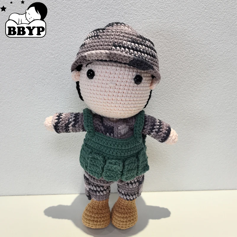 

Вязаная крючком кукла-солдат в камуфляже ручной работы, вязаные куклы для домашнего декора, игрушки-украшения