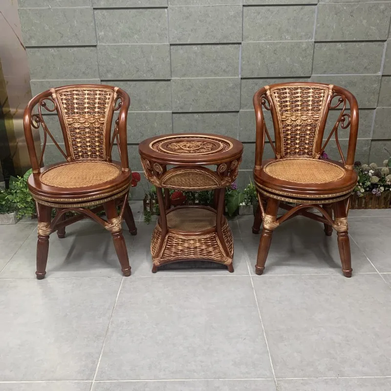 Natürliche echte Rattan-Teetisch- und Stuhlkombination, Balkon, spezieller drehbarer Rattan-Stuhl, Rückenlehne, Rattan-Armschai