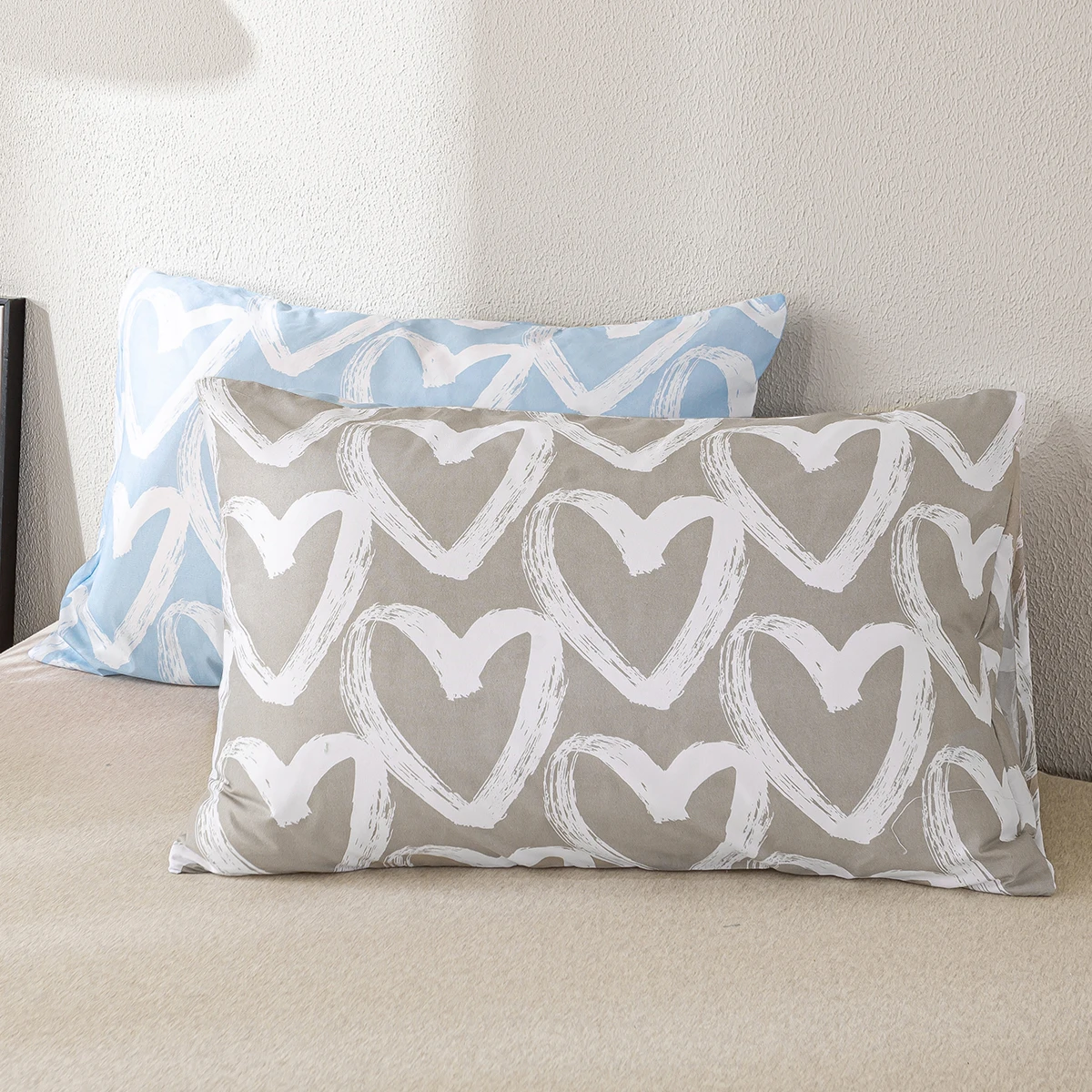 

2pcs/4pcs Heart Pattern Pillow Cover Set (Pillow Inner Not Included), Soft & Comfortable, Suitable For All Seasons