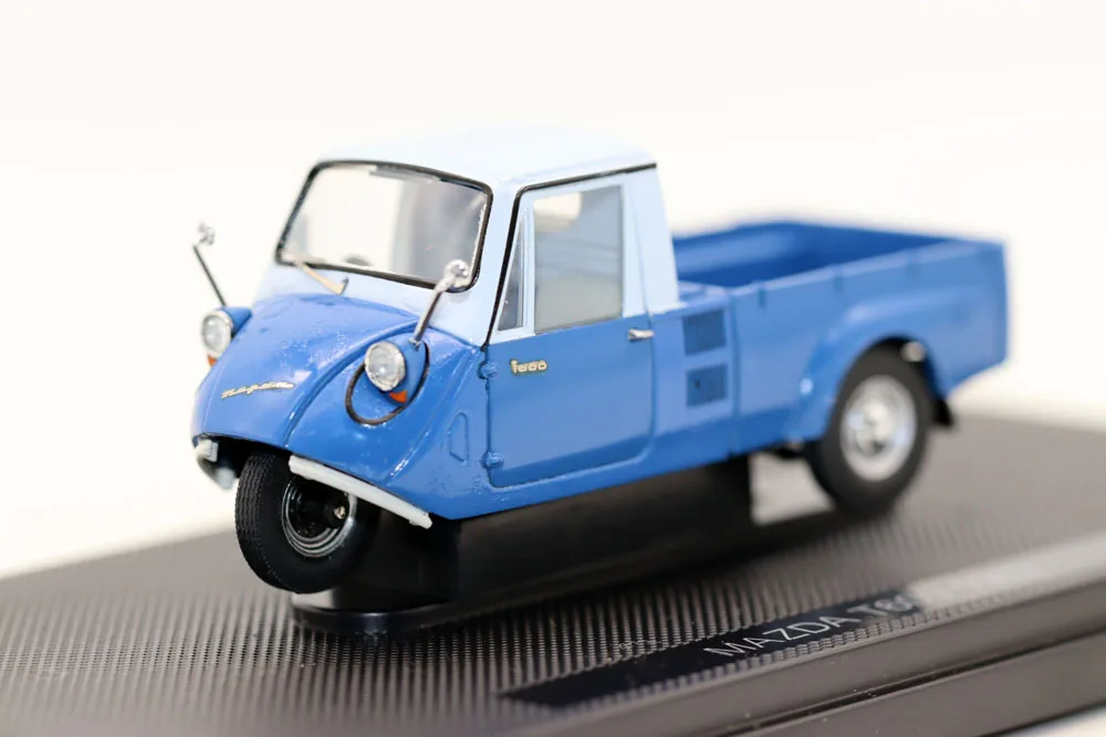 

Ebbro 1/43 Mazzzda T600 трехколесный грузовик 1962 года, винтажная модель автомобиля, синий литой под давлением сплав, игрушки для коллекции, подарок