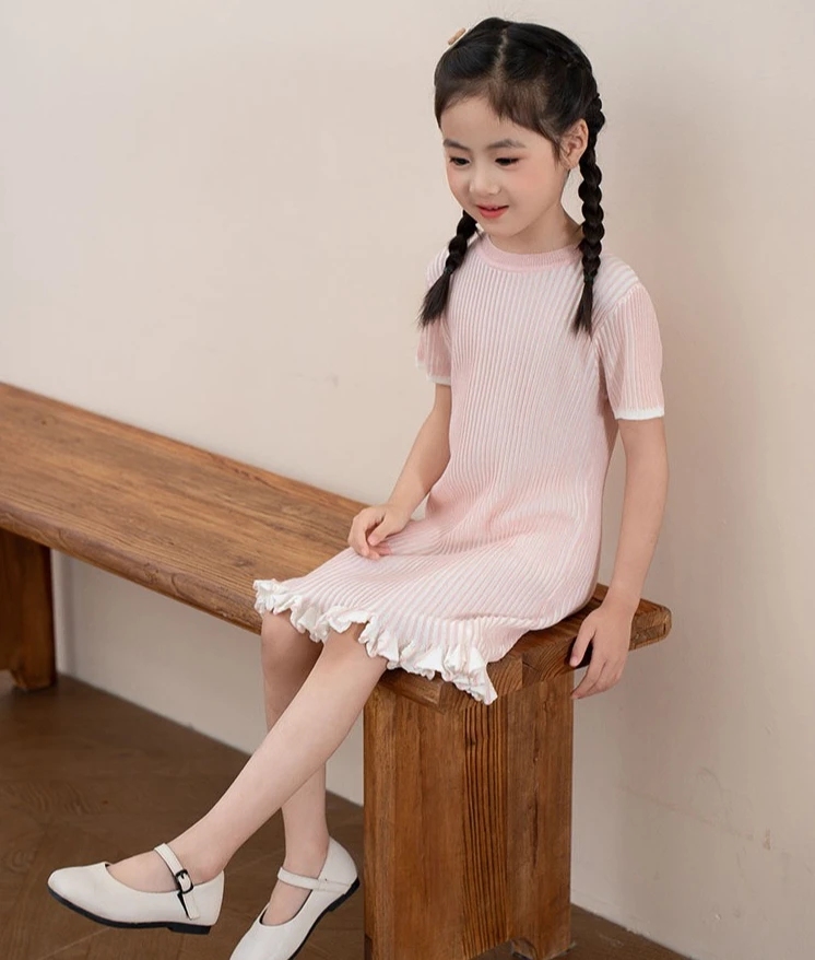 Girls' Summer Dress 2026 New Sweet Petal Craft Short Sleeved Dress Round Neck Striped Princess Dress