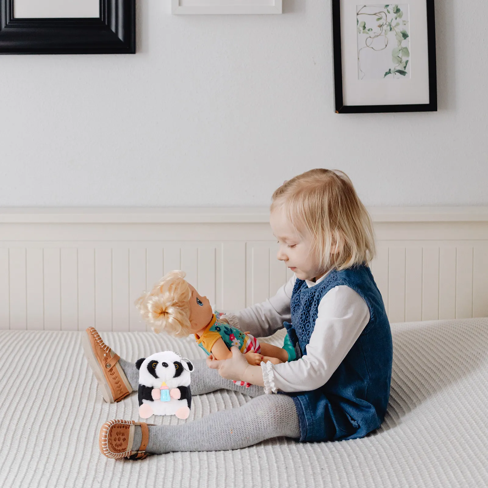 

Small Adorable Cartoon Panda Stuffed Animal Keychain Soft Comfortable Cuddly Decorative Wear-Resistant Home Bedroom Sofa Desk