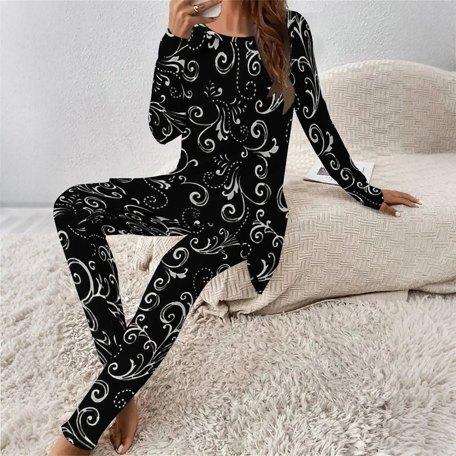 Autumn Daily Long Pants Women's Printed Long-sleeved  Winter Elegant Two-piece Set Round-neck Retro Suit  Fashion Tight Pants