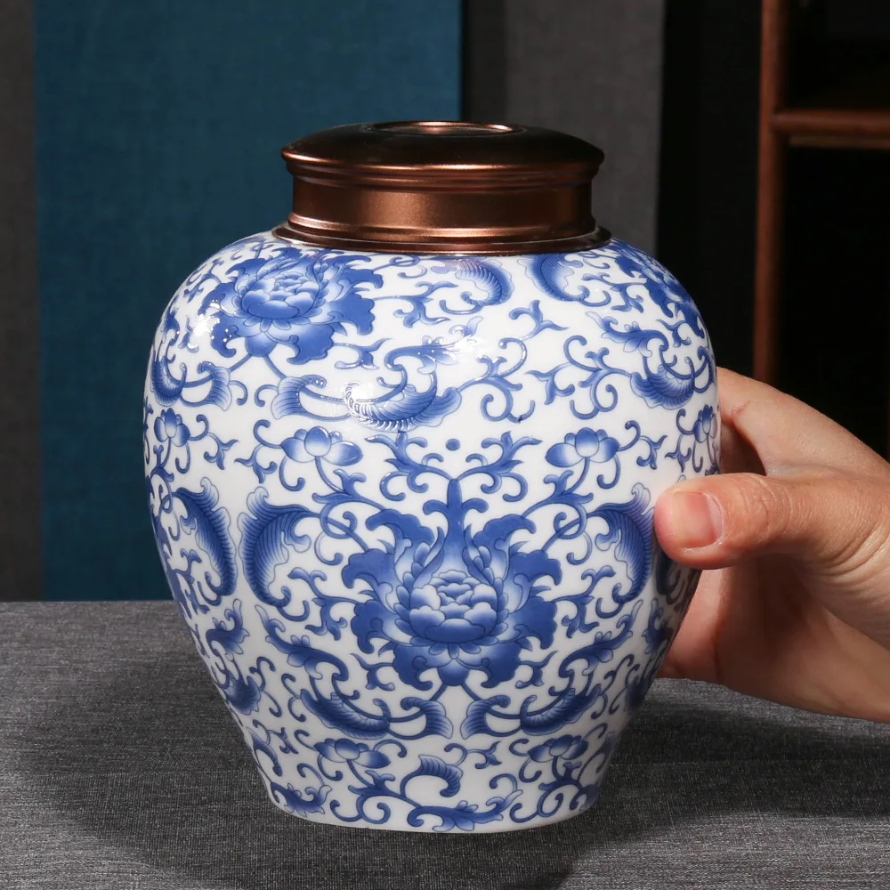 

Modern Blue Flower Rattan Man Porcelain Jar Moisture-Proof Sealed Tea Pot Ceramic Coffee Candy Box Art Deco Craft Home Decor