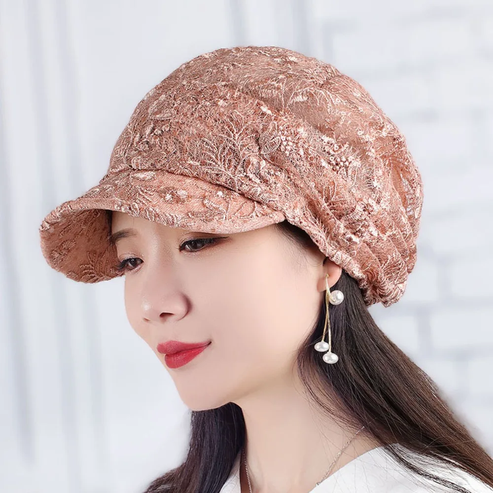 Berretto a forma di fiore scavato Berretto da baseball da donna ricamato traspirante Berretti a tesa larga Foulard Wrap Turbante Berretti Cappello Autunno Estate