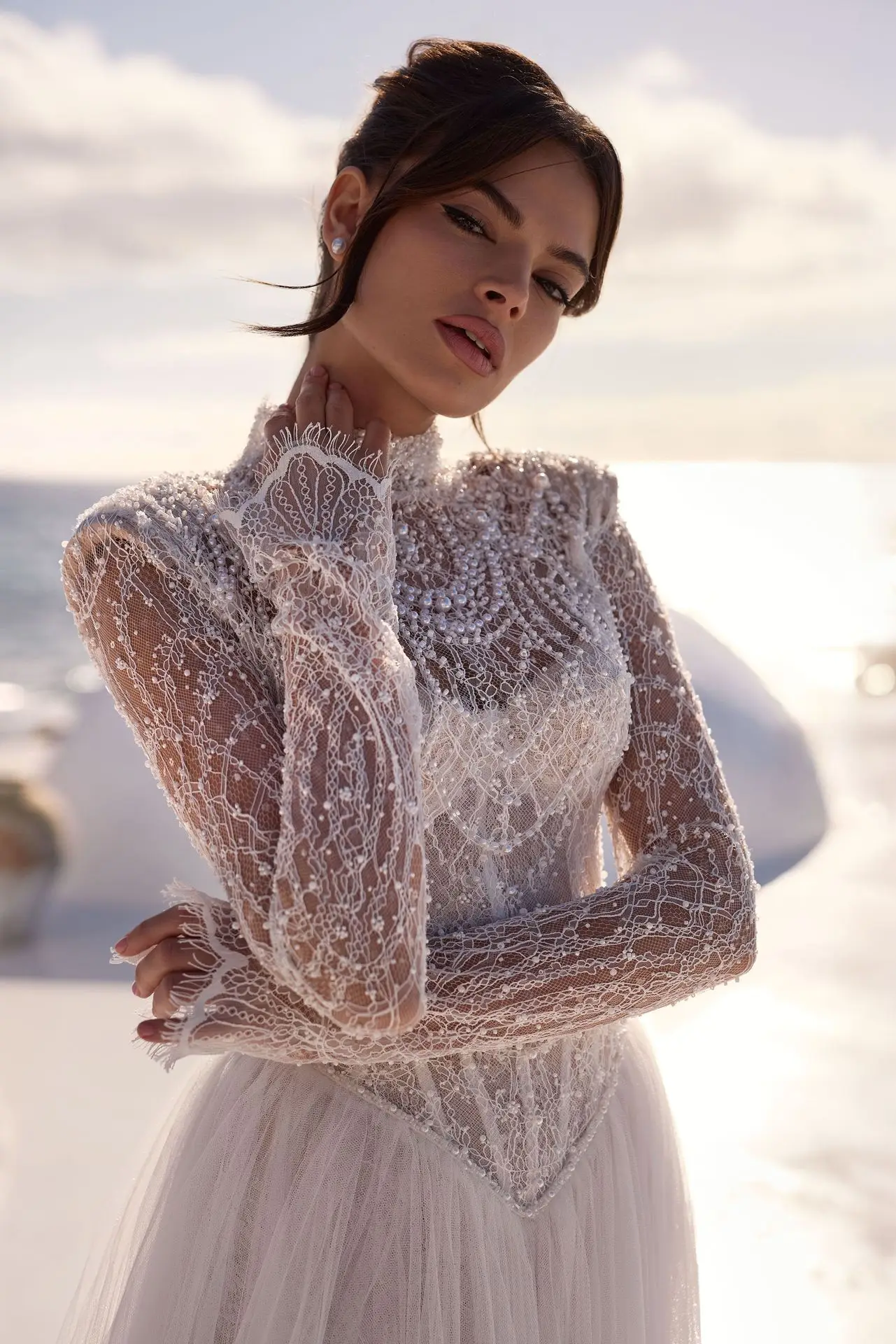 Noble Champagne Mermaid Wedding Dresses Beading Pearls Lace Fishbone Brush Train Robe De Mariage Tulle Bridal Gown Customized