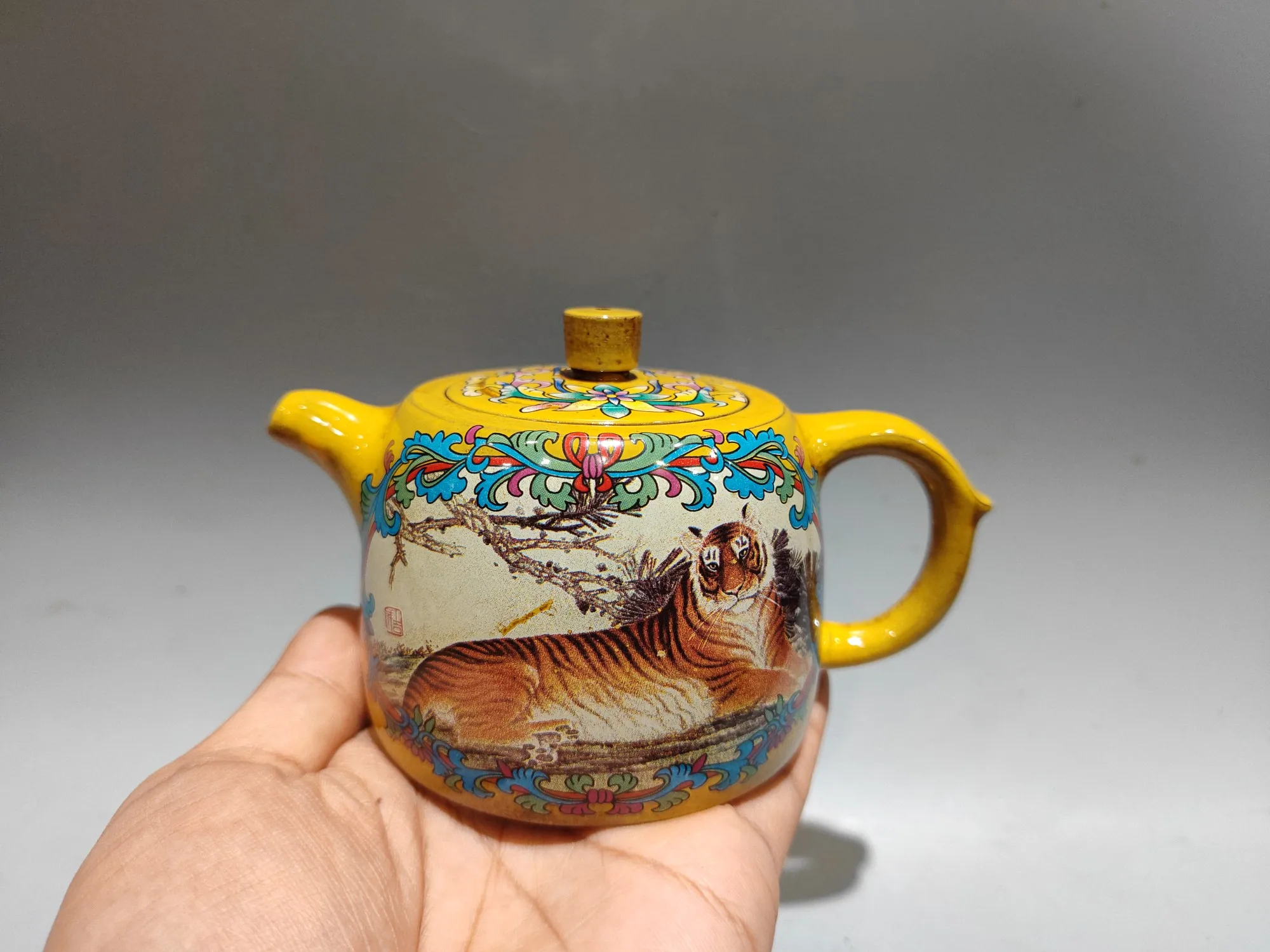 

Old Chinese Handicraft Enameled YiXing Zisha (red stoneware) Teapot,Tiger,with mark, Free shipping
