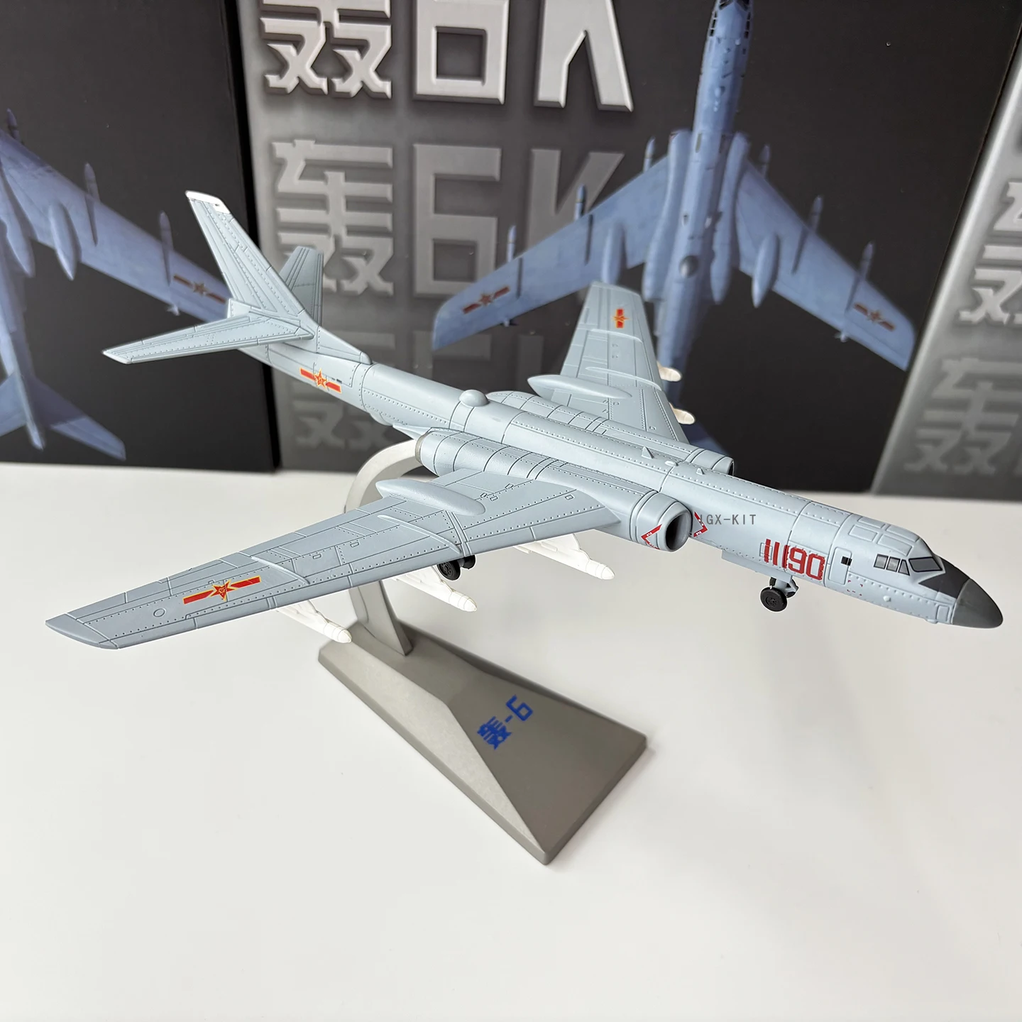 

1/144 Scale China Air Force H-6K Strategic Bomber H6 Fighter Diecast Finished Military Plane Model Collection Ornament Gift