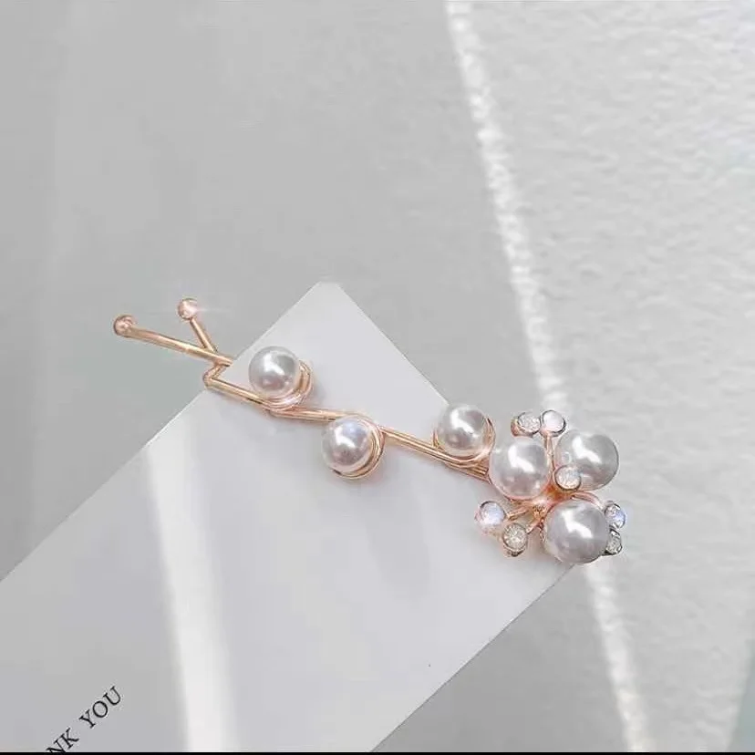 Ancient-Style Simpl… - image