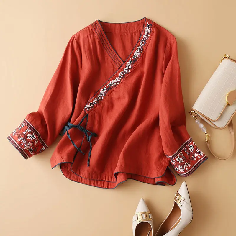

Summer Ethnic Style Women's Cotton and Linen Slanted Embroidered Tops with Literary Retro Loose Fashion Versatile Tops