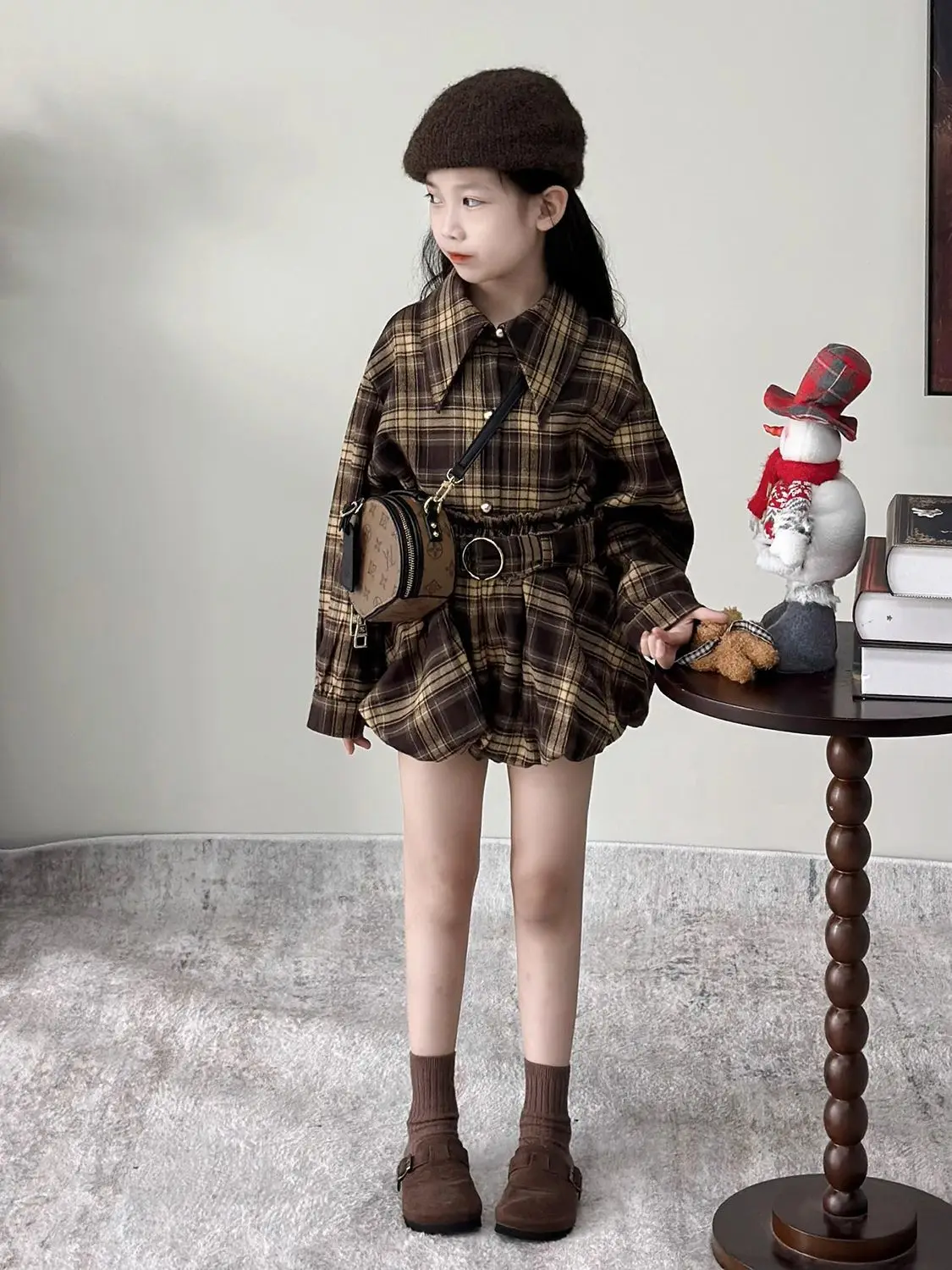 بدلة بناتي لخريف 2025 ملابس أطفال جديدة كورية فتاة طفل بلينغهام طية صدر السترة قميص بأكمام طويلة شورت برعم الزهور مجموعتين