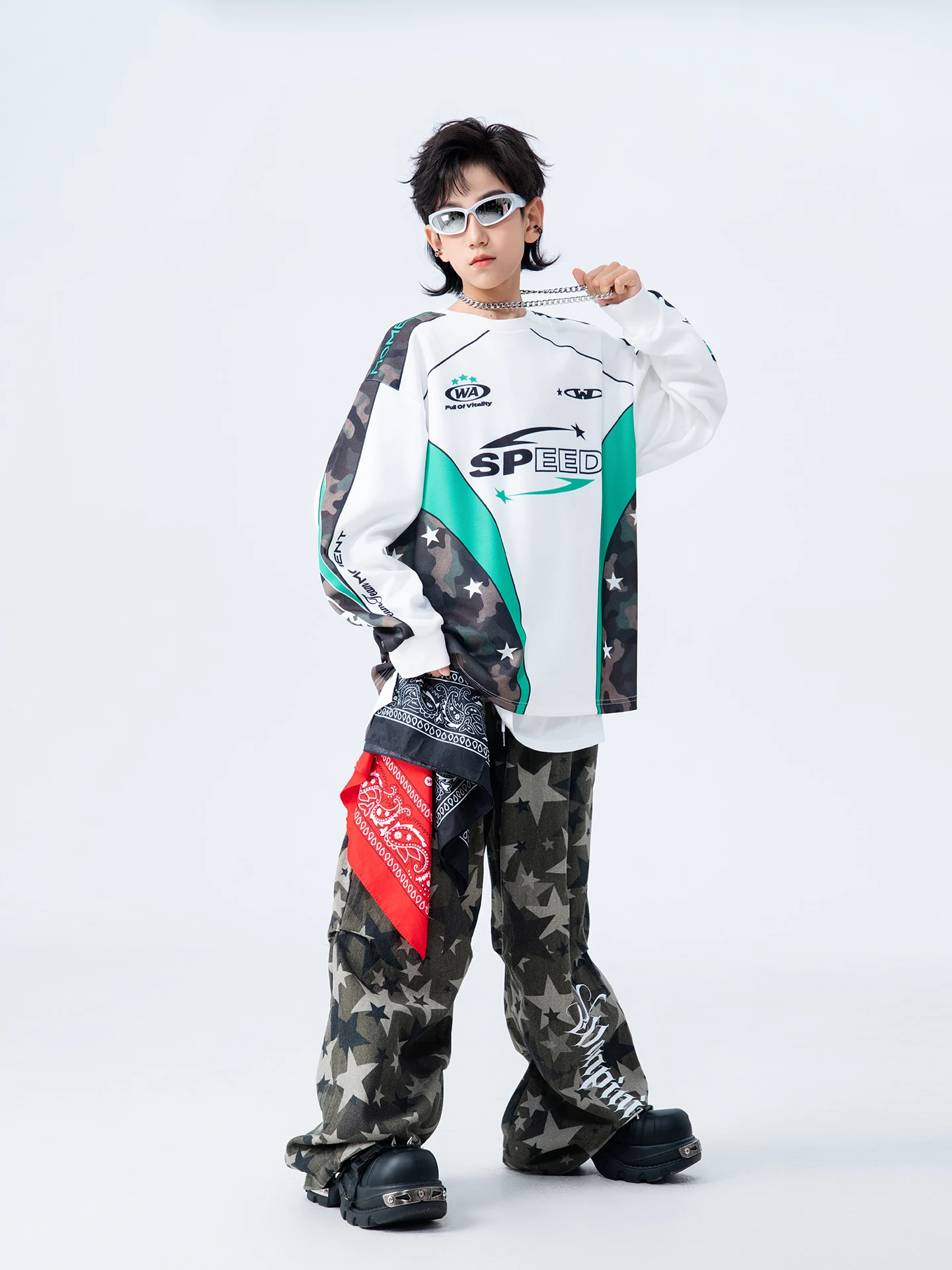 2025 Nuovi bambini Costumi di performance di danza Hip Hop per ragazzi Camicie larghe Pantaloni mimetici Vestito Ragazze Jazz Dance Wear DQS20807