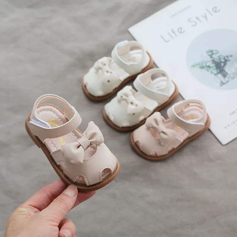 Baby Beach Shoes Princess Style Kids Walking Shoes Non-slip Soft Sole 2025 Summer New Children Sandals Hollowed Breathable Cute