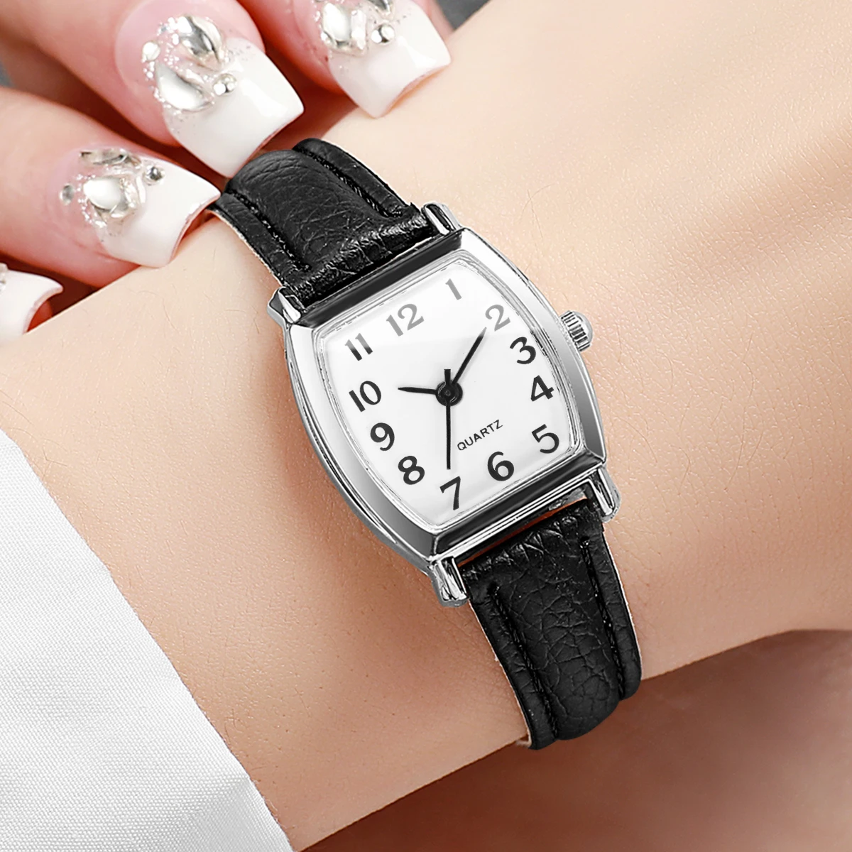 Vintage Small Arabic Dial Women Quartz Watch Ultra-thin Leather Strap Elegant Ladies Wristwatches Relogio Feminino（Without Box）