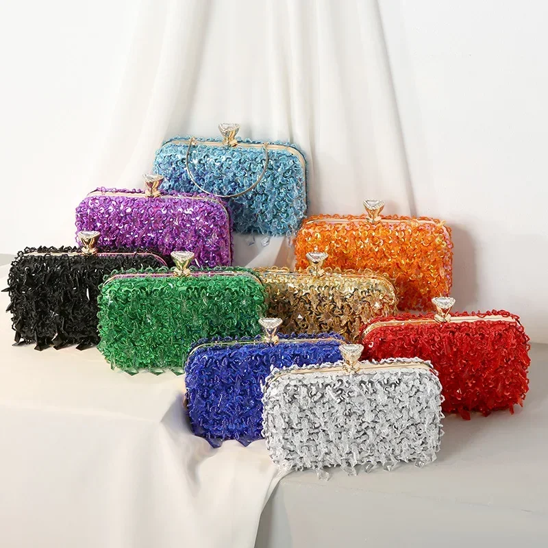 Beaded Pearl Clutch Evening Bag Women Wedding Party Handbag Latch Purse Evening Banquet Bag European Exquisite Bridal Bag