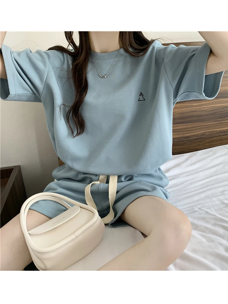 

Basic Cotton Women's Summer Suit Shorts and T-shirt Tracksuit Loose Oversize O Neck Top Two Piece Set Wide Shorts for Women 2023