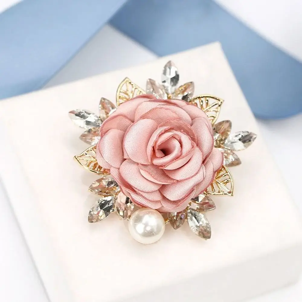 Rhinestone Niche Design Fashion Jewelry Alloy Korean Style Brooch Vintage Wedding Brooch Clothing Accessory Women Flower Brooch
