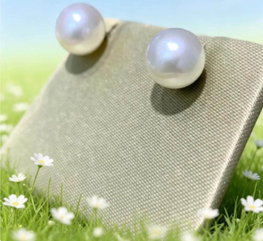 Natural pearl AAAA10-11mm South Sea round white pearl earrings 925s simple and exquisite pearl earrings