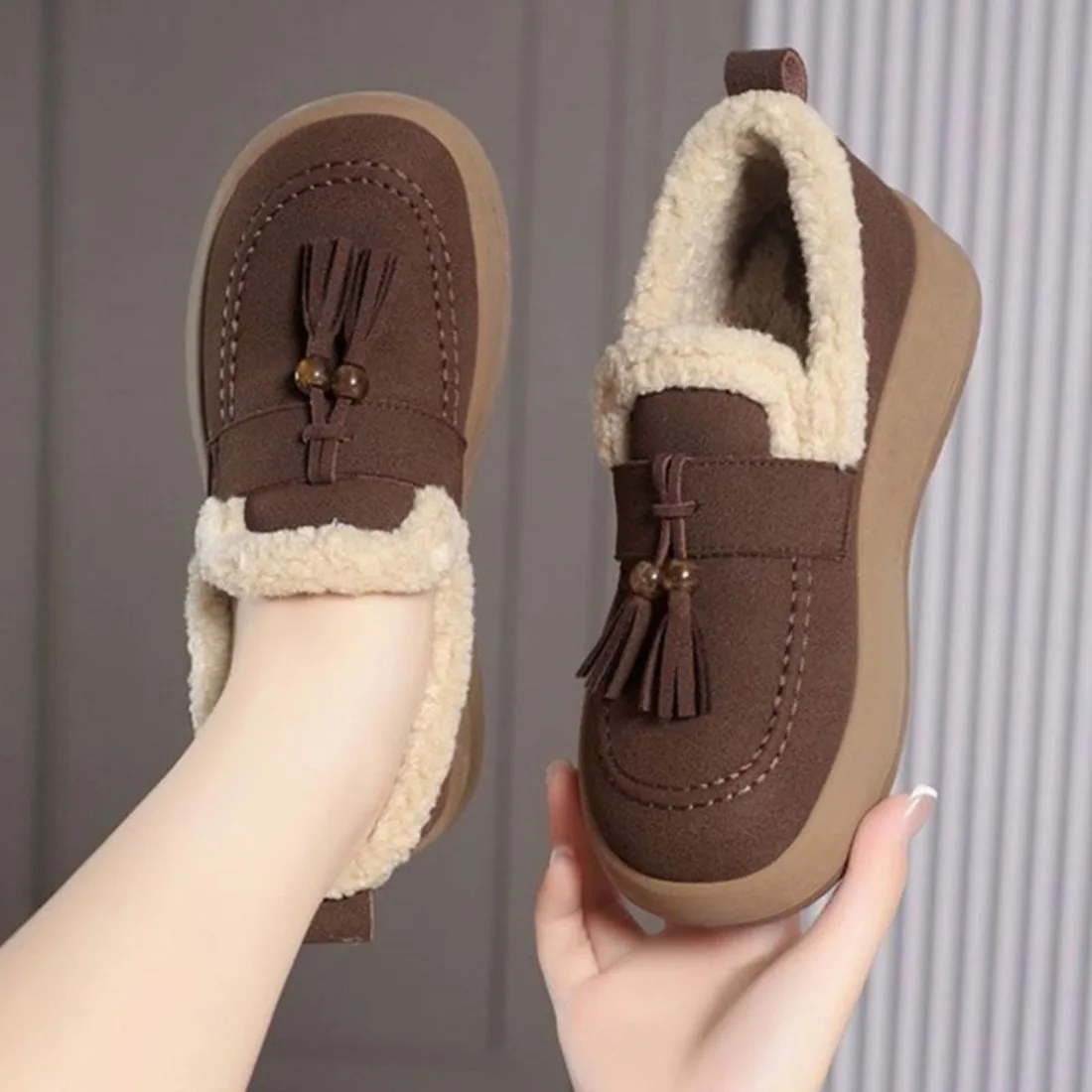 

Женские зимние теплые лоферы на флисовой подкладке, удобная обувь для женщин среднего и пожилого возраста, повседневная обувь с нескользящей мягкой подошвой