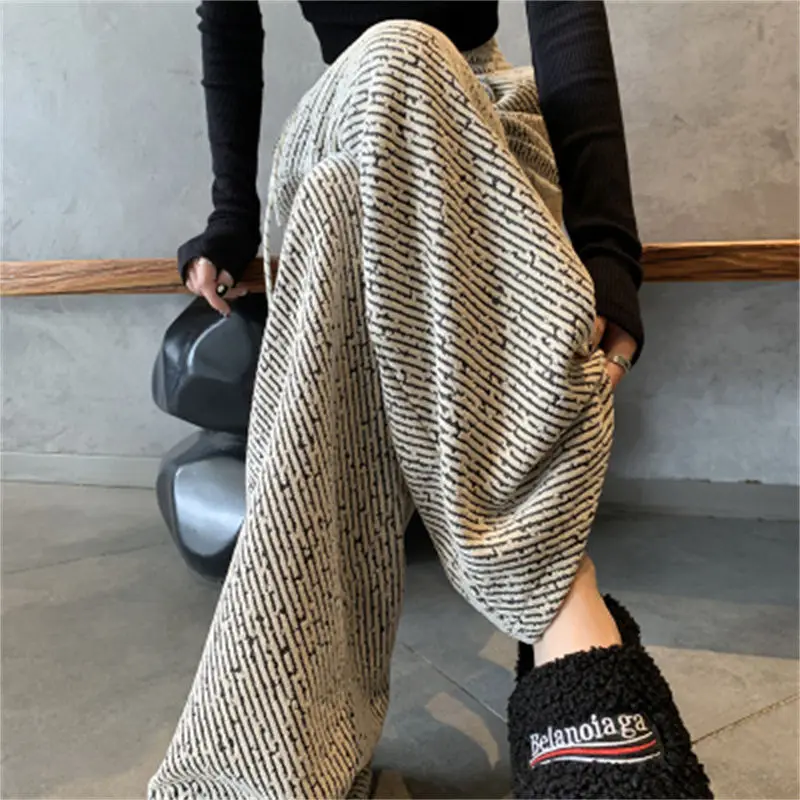 Chenille's nieuwe herfst winter gestreepte heldere zijde wijde pijpen broek vloeiende rechte pijpen losse relaxte stijl verdikt voor vrouwen