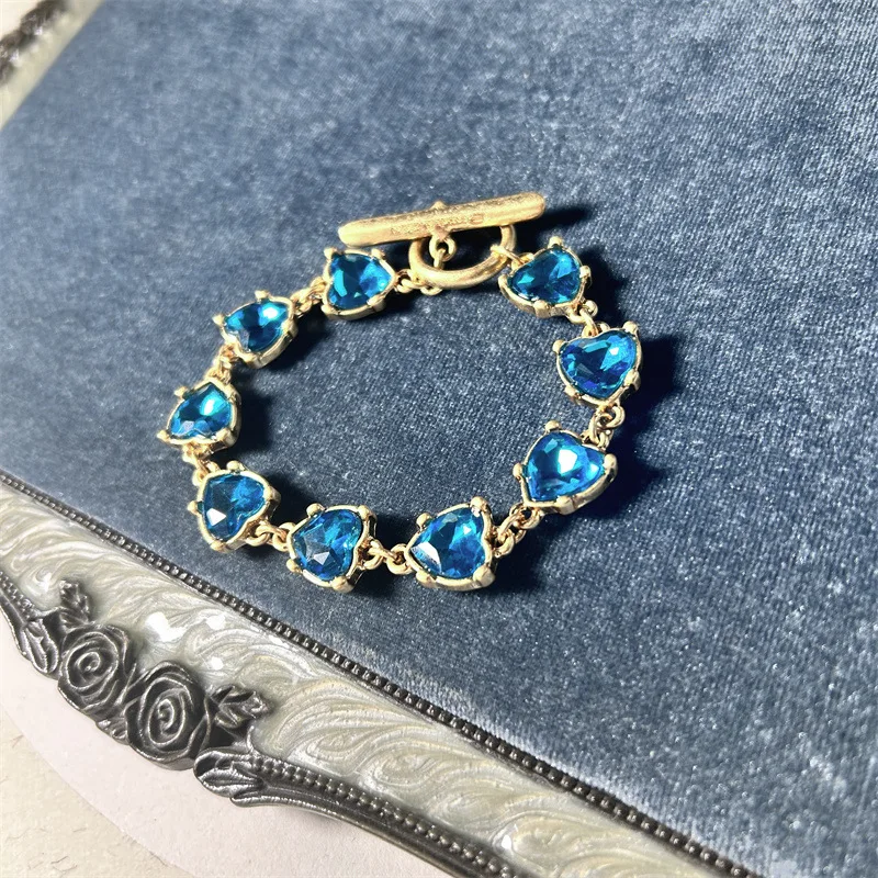 Oscar Retro Fashion Temperament Premium OT Buckle Love Shape Colored Glass Shiny Rhinestone Bracelet Wholesale