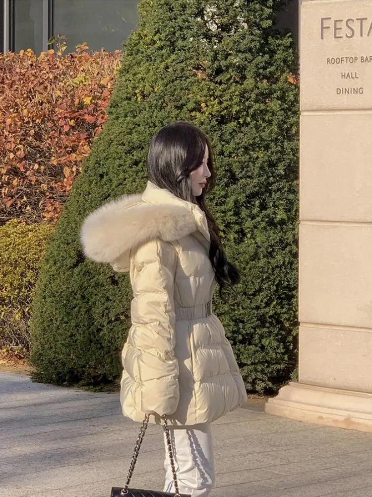 

Корейское женское пальто средней длины с воротником из натурального меха, с застежкой на талии, теплое пальто средней длины для поездок на работу