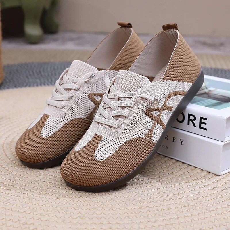 

2025 Spring/Summer New Product Retro Mom Shoes Fashion Soft Bottom Lightweight Breathable Versatile Sports Women's Shoes