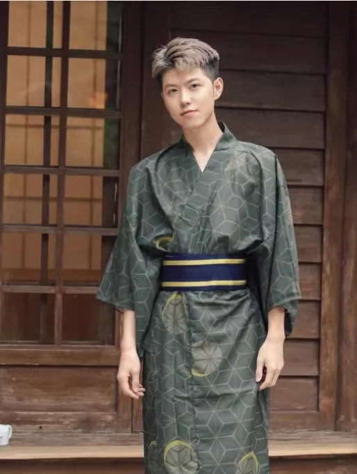 Men's Deep Green Samurai-Style Yukata Kimono Navy Checkered Wrinkle-Free Colorfast for Summer Festivals Cosplay