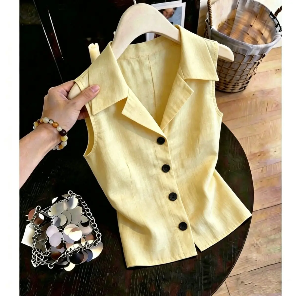 

Slim Fit Fashionable Summer New Style Small Elegant Sleeveless Collared Shirt Trendy Women's Top Quality Material Short Sleeve