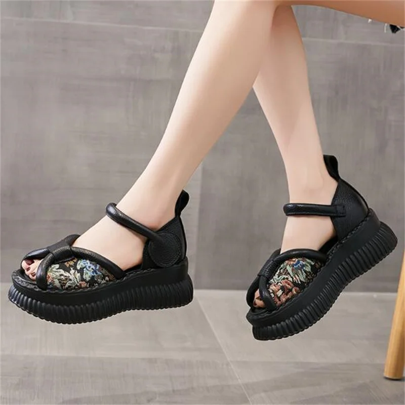 ZXRYXGS High-end Top Cowhide Embroidery Sandals Fashion Shoes 2025 New Summer Open Toe Women Wedges Sandals Increased Shoes