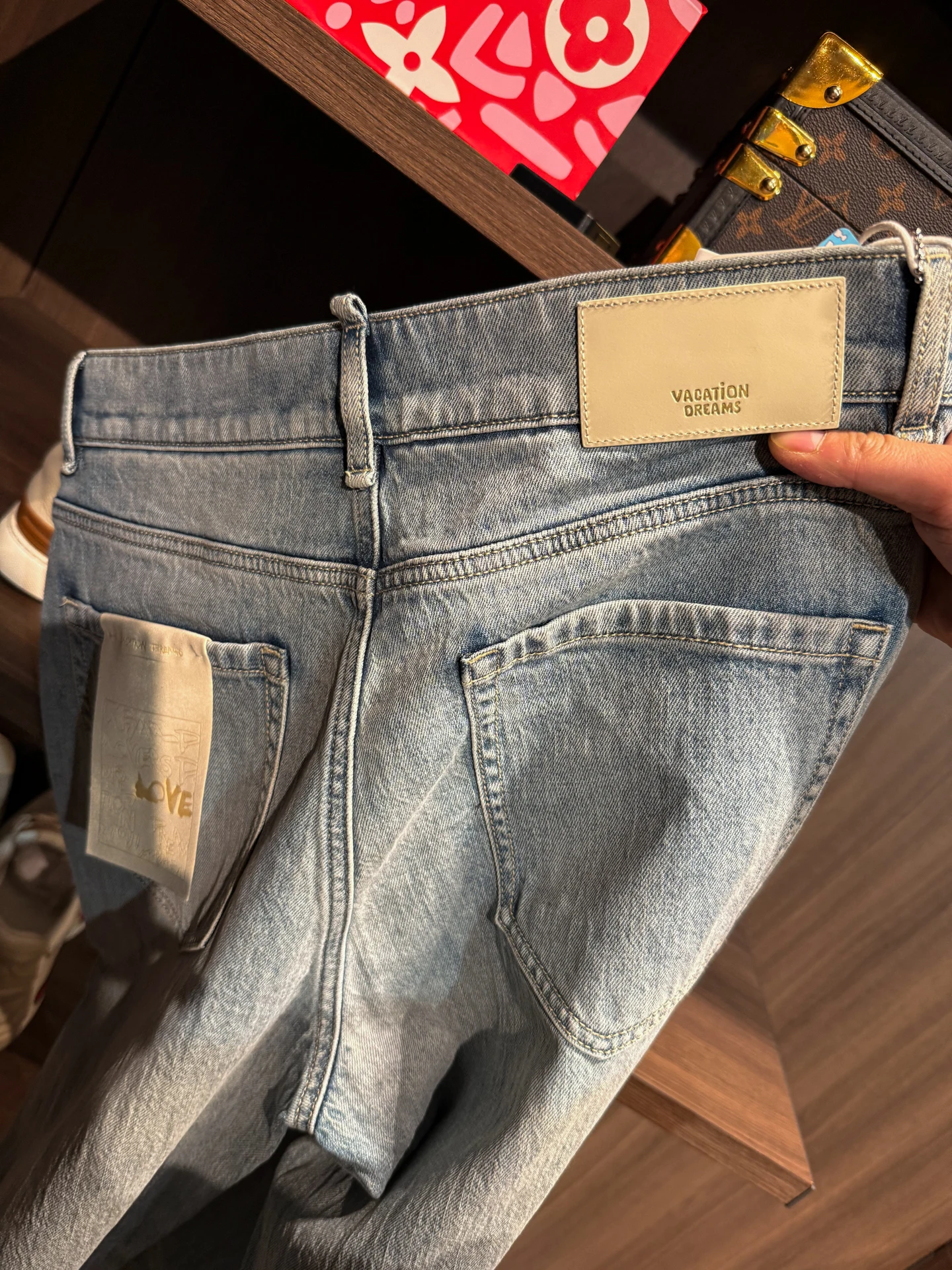 

High-Quali Comfortable Men's Straight Leg Jeans Spring Summer Lightweight Stretchy Soft Cotton Lenzing Eco-Viscose Blend
