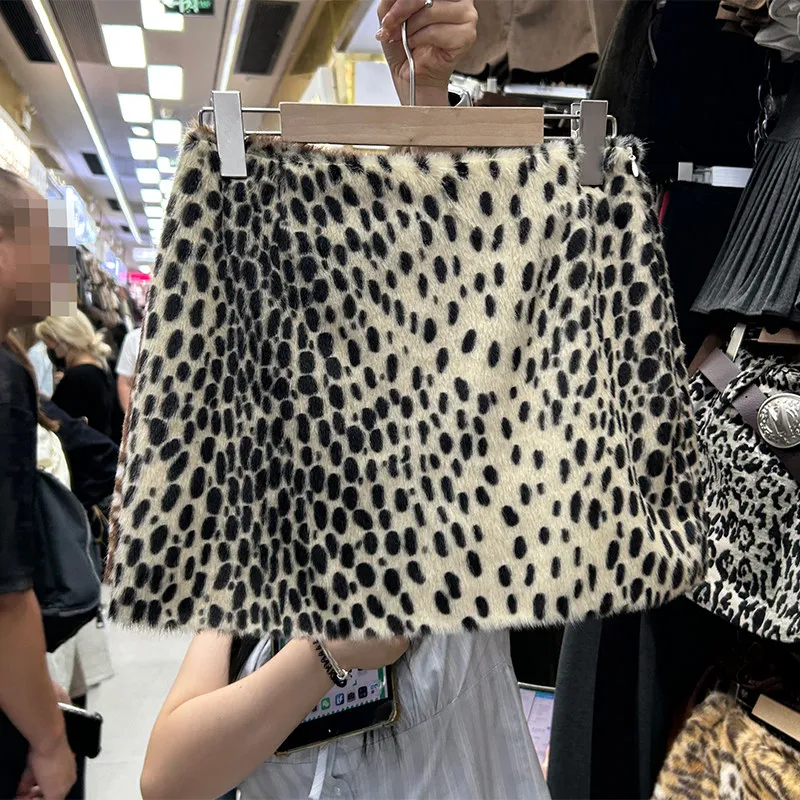 Retro Y2k Faux Fur Short Skirt American Autumn Winter Fashion Elegant Women Slim Fit A-line Leopard Print Plush Mini Skirts