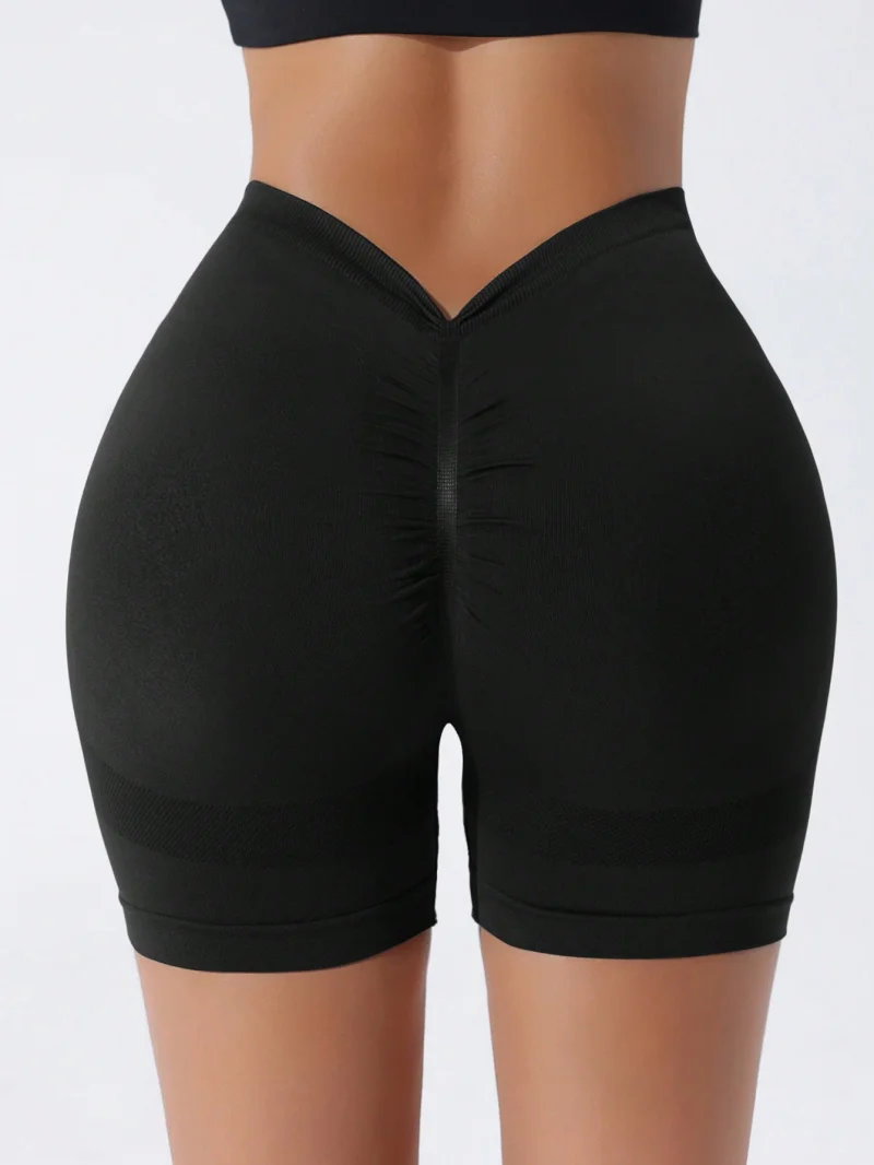 

Seamless High Waisted Yoga Shorts From Europe And America Waist Tightening And Hip Lifting Fitness Pants Rear V-Waist