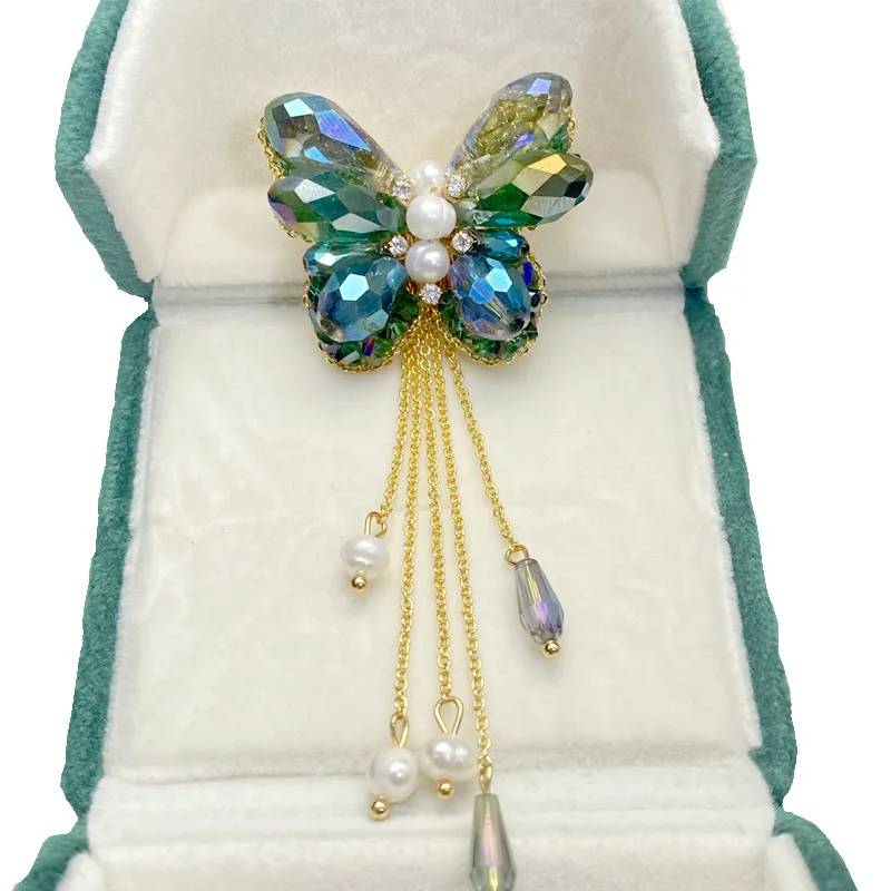 Copper-plated 18K pearl crystal brooch Pin Chest Hui niche design Douyin tide explosion ins tide color butterfly