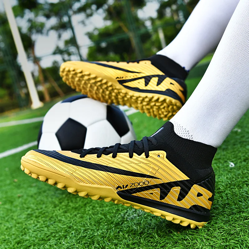 8528 High Quality Ultralight Mens Soccer Shoes Non-Slip Turf Soccer Cleats TF/FG Training Football Sneakers Chuteira Campo 35-46