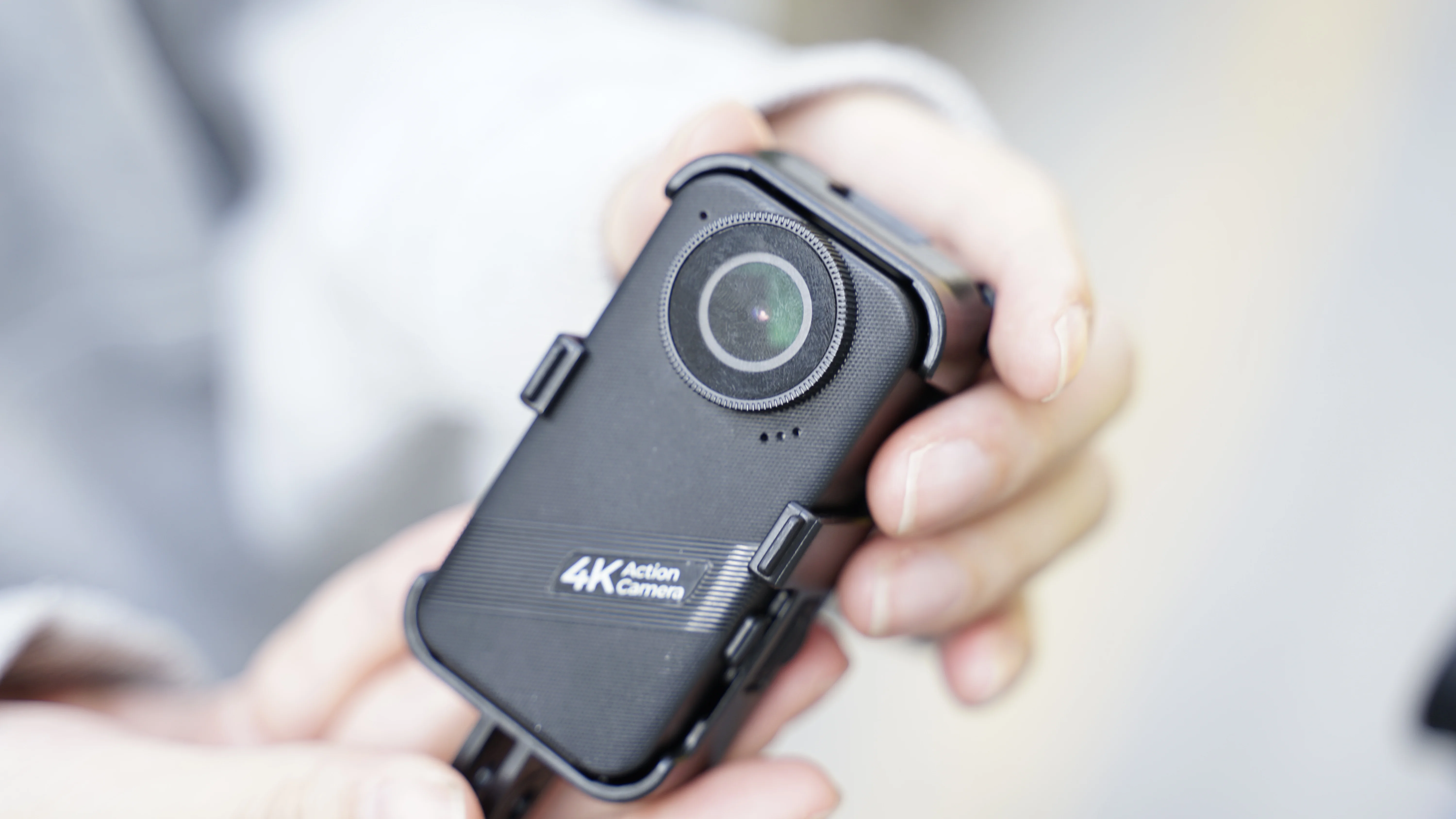 Wifi-connected App Support Waterproof 4K    Smart Por   Pet Sports    Multi-Purpose