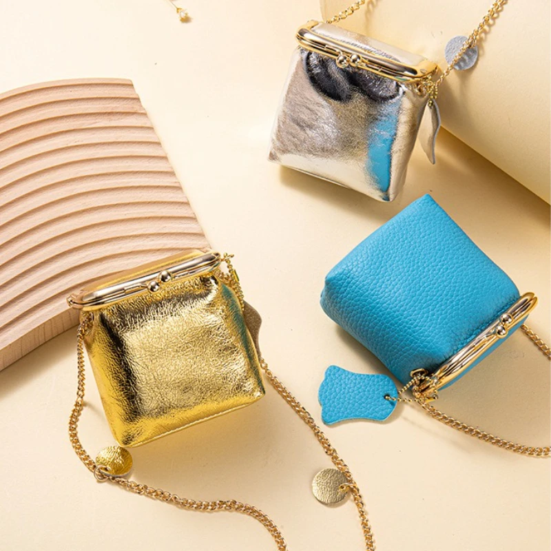 

Женские маленькие мешочки для монет, винтажный кожаный кошелек для мелочи, сумка для хранения монет с замком-поцелуем, мини-кошельки для монет с цепочкой через плечо