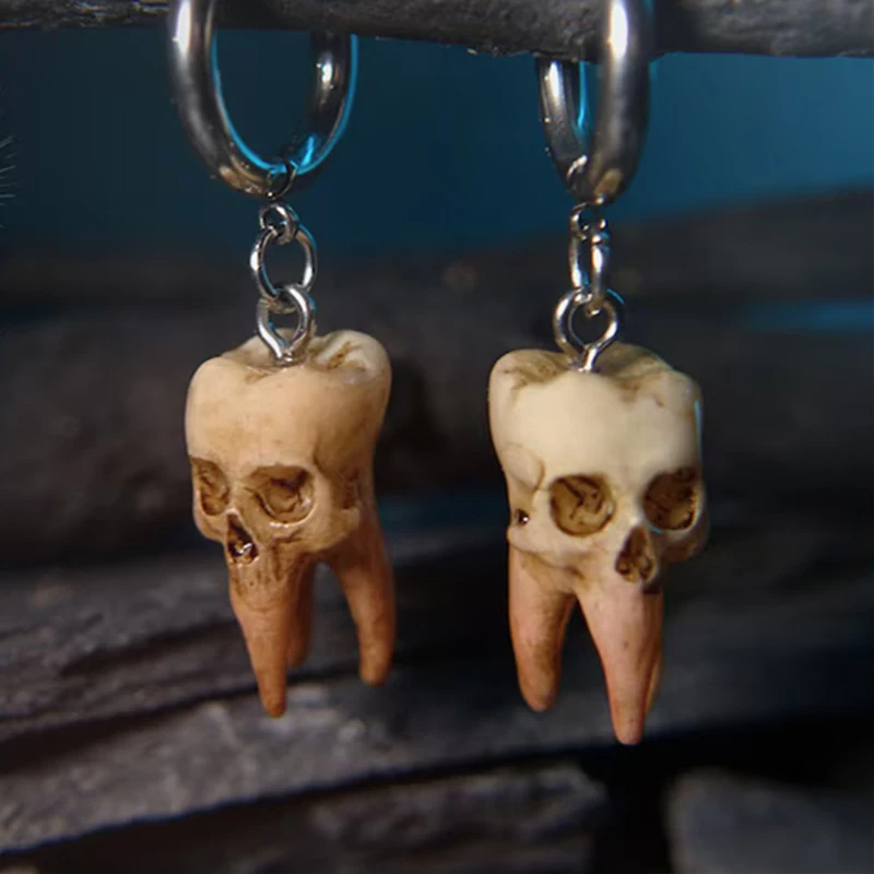 Gothic Bloody Wisdom Tooth Skull Resin Dangle Earrings Punk Dark Stainless Steel Party Earrings for Men and Women Jewelry