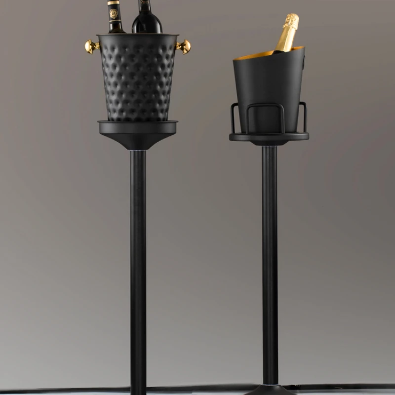 The new floor-to-ceiling champagne bucket bar club ice bucket set thickened ice bucket bracket soft design catering iced wine.